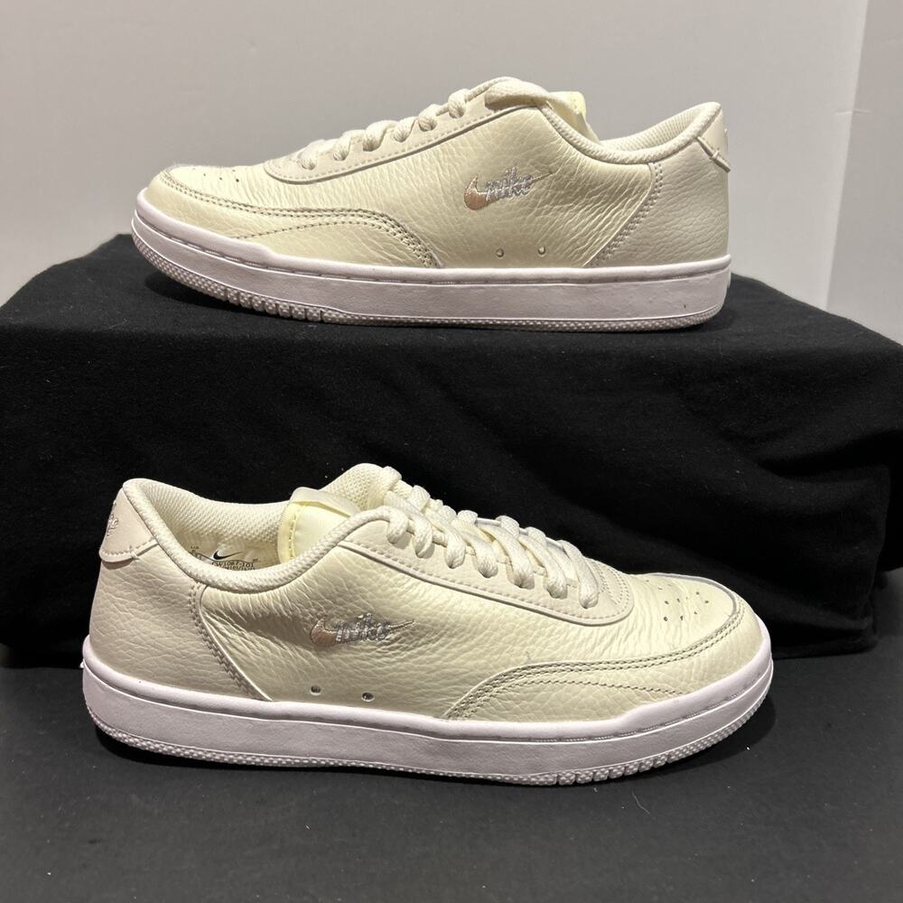 Nike Court Vintage Premium Pale Ivory Aura Womens Size 6 CW1067-101 New